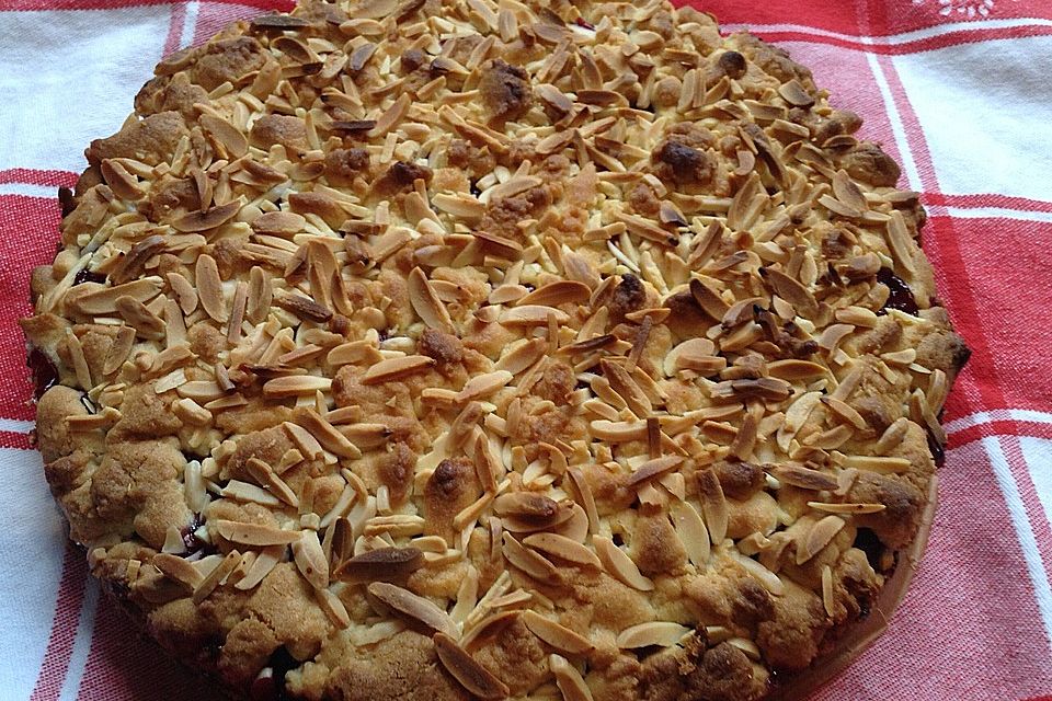 Sauerkirsch - Streusel - Kuchen