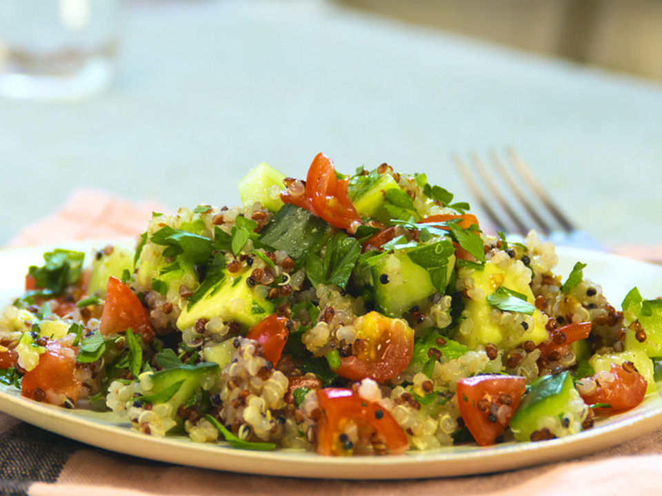 Quinoa Powersalat Mit Tomaten Und Avocado Von Kapelonia Chefkoch