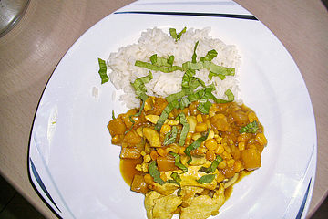 Hähnchengeschnetzeltes in Ananas-Curry-Soße
