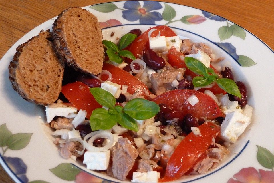 Tomaten-Thunfischsalat