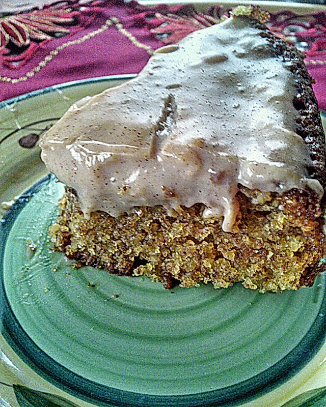 Nuss-Schoko-Kuchen mit Zimtpudding-Belag
