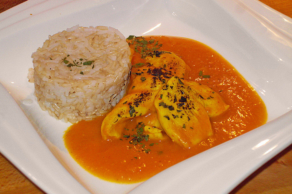 Hähnchenbrust in Kürbis-Curry-Sauce