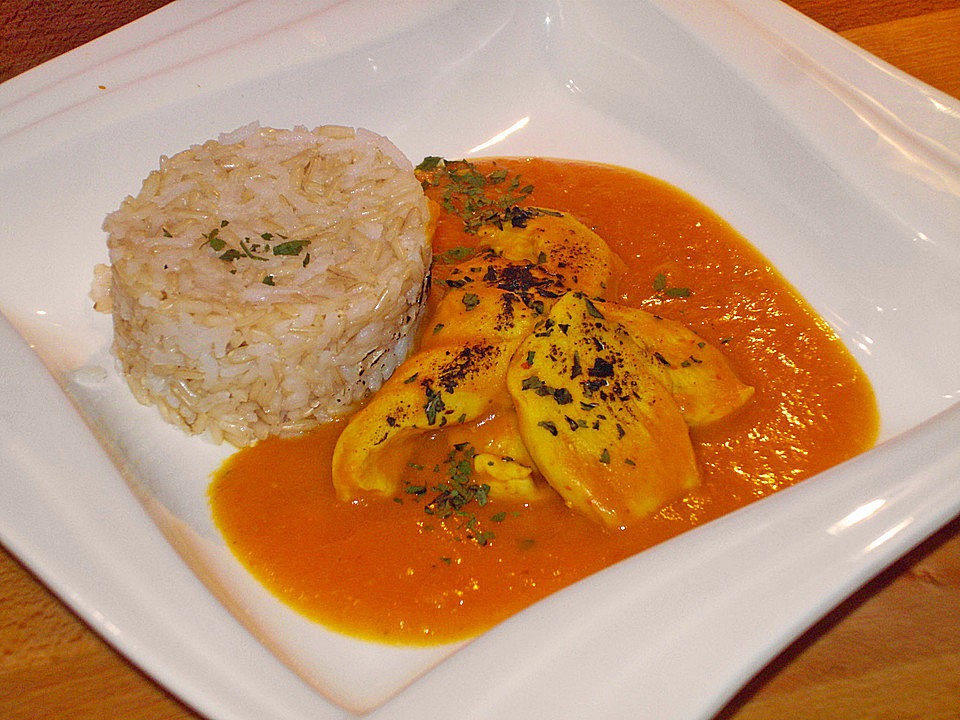 Hähnchenbrust in Kürbis-Curry-Sauce von agnusdie| Chefkoch