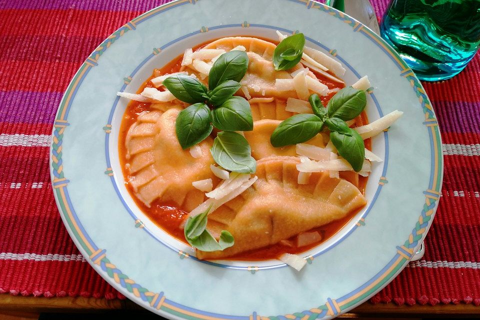 Tomaten-Ravioli