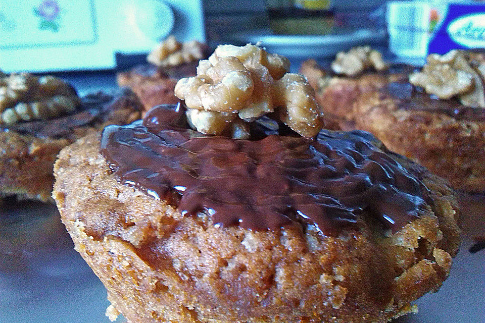 Vegane Apfel-Nuss Muffins