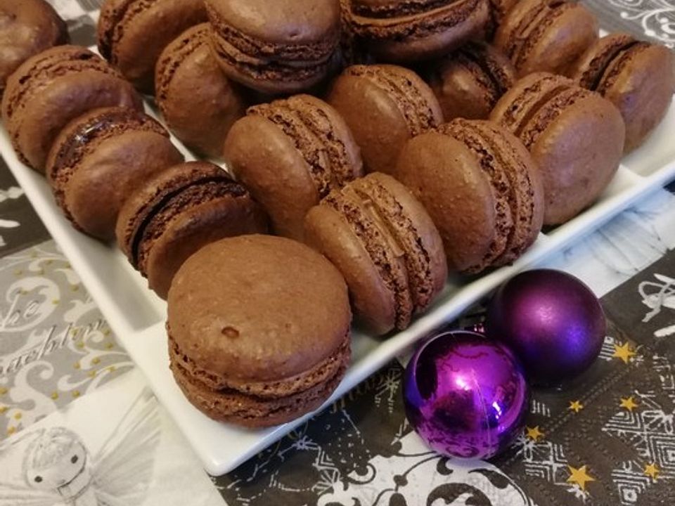 Schokoladen-Mandel-Macarons von hexe_67 | Chefkoch