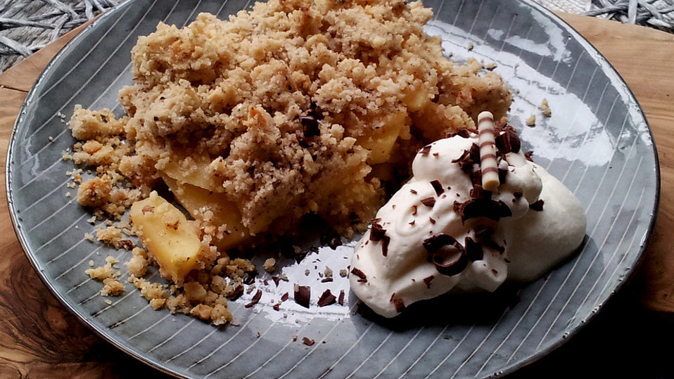 Apfel-Nuss-Crumble von sweet-maja