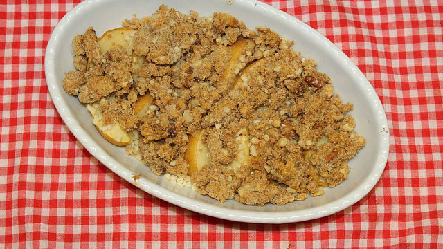 Apfel-Nuss-Crumble von sweet-maja