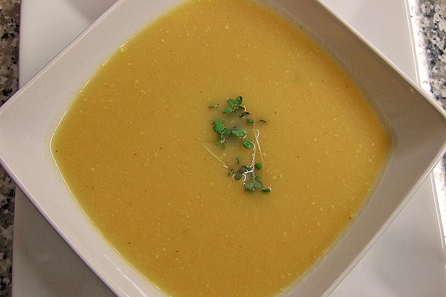 Rahmsuppe von Wurzelgemüse von Bubu-Cuse| Chefkoch Rahmsuppe von Wurzelgemüse von Bubu-Cuse| Chefkoch