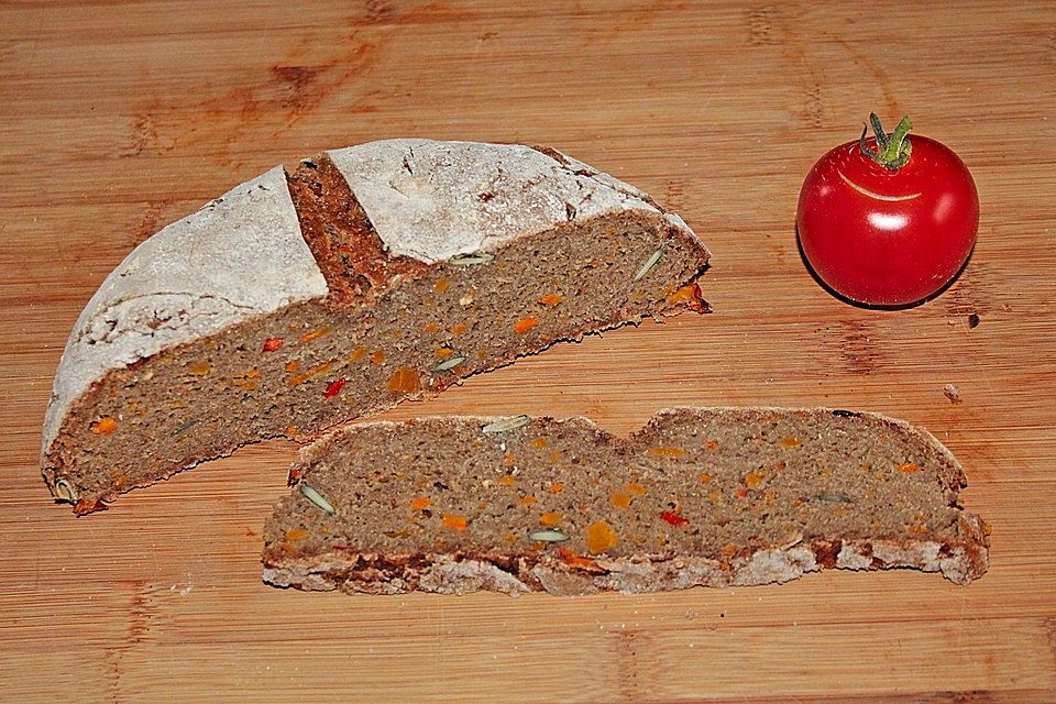 Kürbis-Chili-Brot