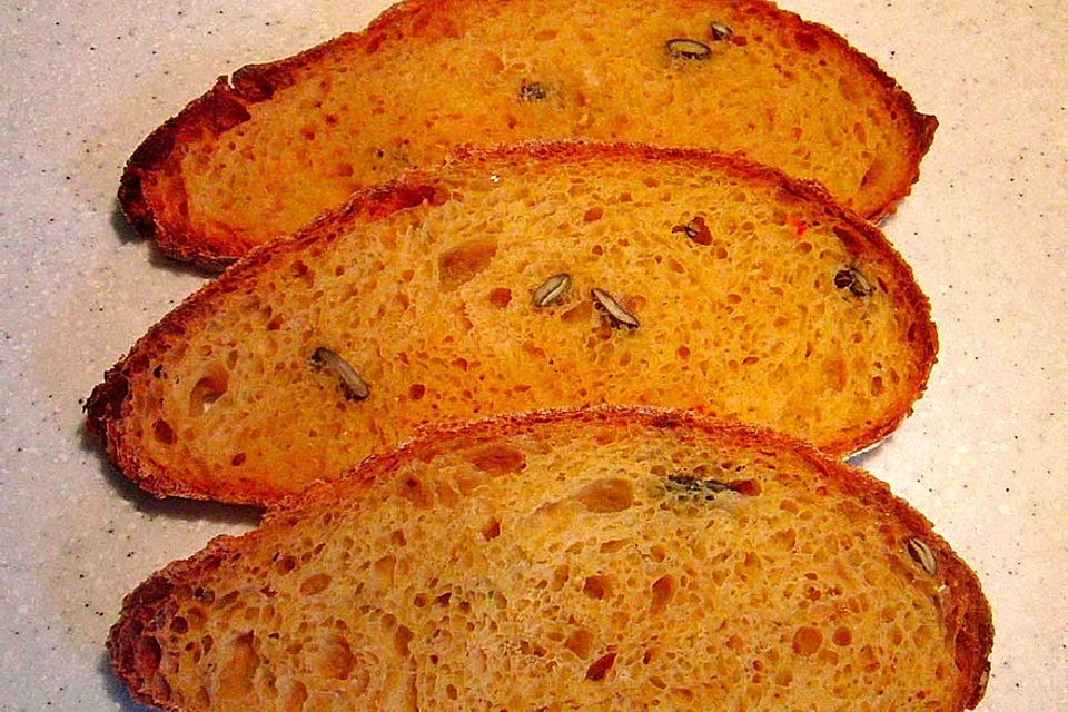 Kürbis-Chili-Brot