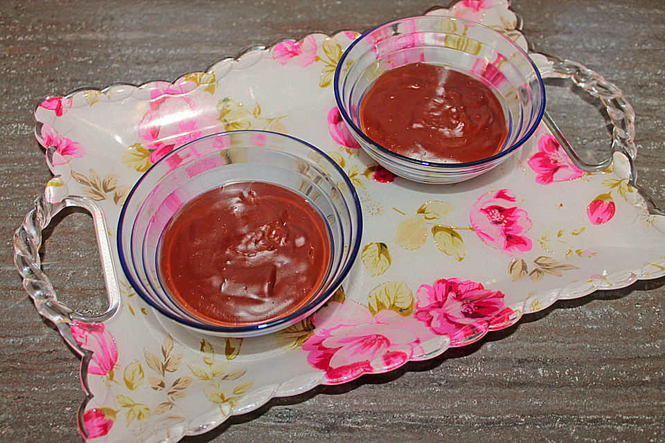 Schokoladenpudding mit Chili