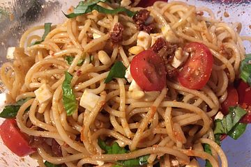 Spaghettisalat Mit Pesto Und Mozzarella Von Tillynilson Chefkoch