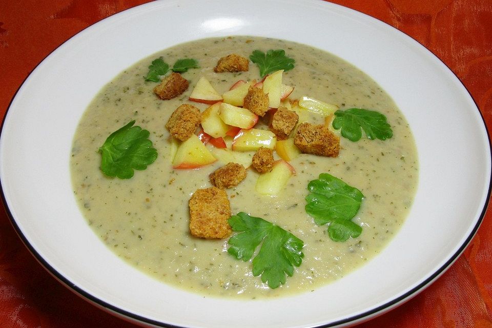 Sellerie-Parmesan-Suppe