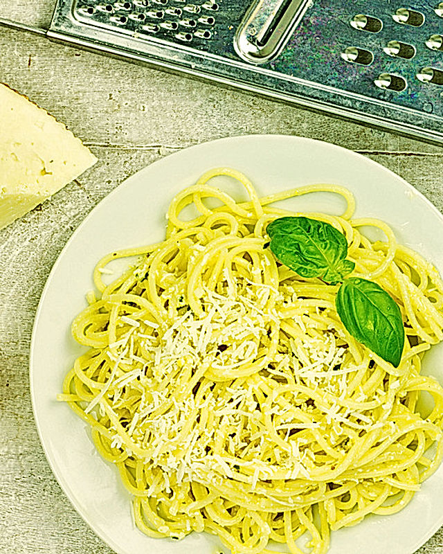 Spaghetti mit Zitronensauce