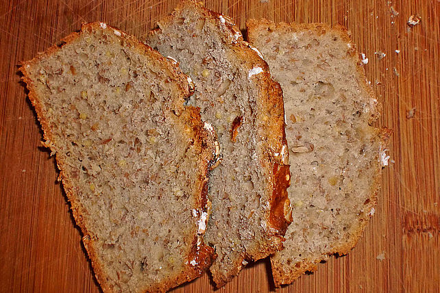 Delfinas 6-Korn Brot von Delfina36| Chefkoch