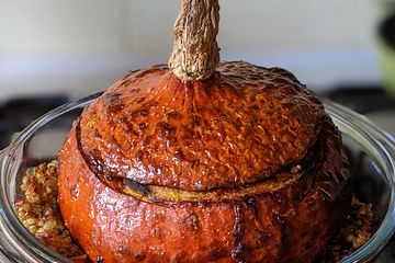 Vegetarisch Gefullter Hokkaido Kurbis Von Messerschaf Chefkoch 