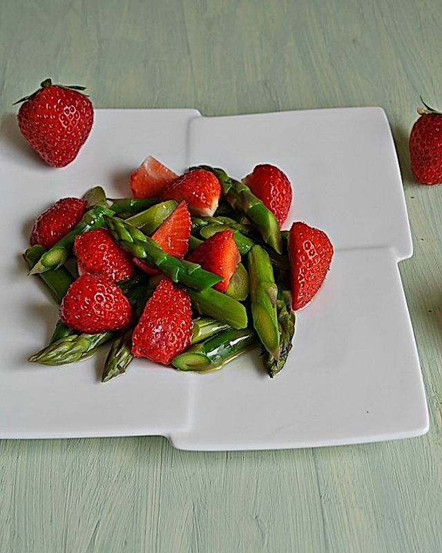 Spargel - Erdbeer Dessert