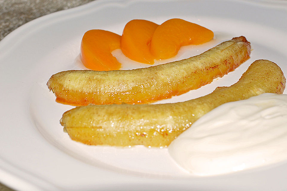 Überbackene Bananen in Crème fraîche Sauce