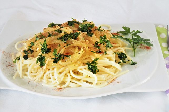 Spaghetti mit Zwiebelsauce von schorsch12| Chefkoch