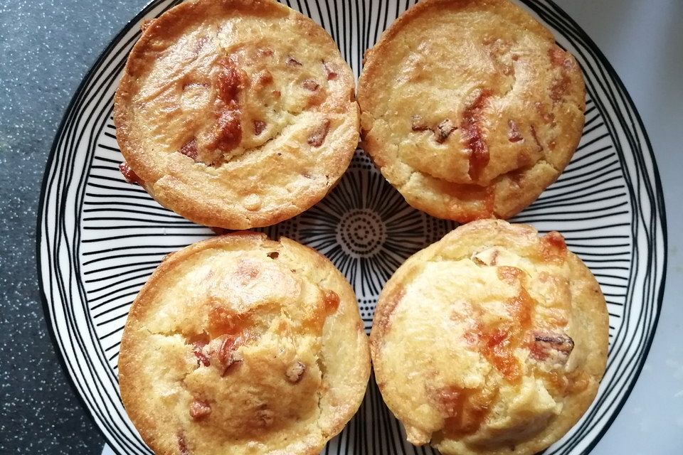 Herzhafte Speck und Käse Muffins