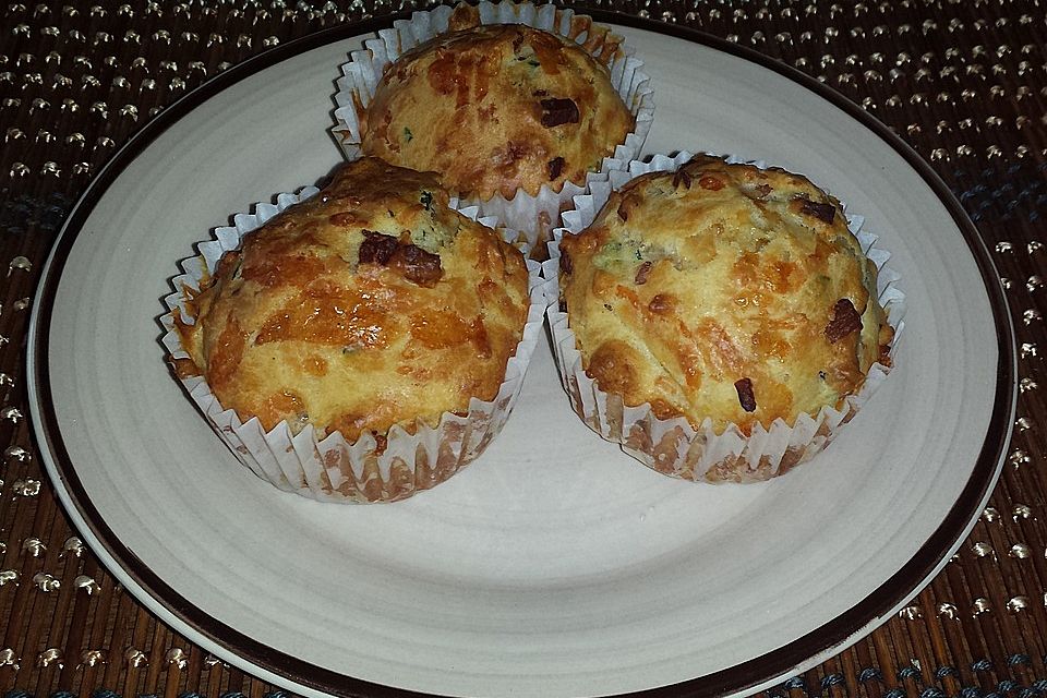 Herzhafte Speck und Käse Muffins