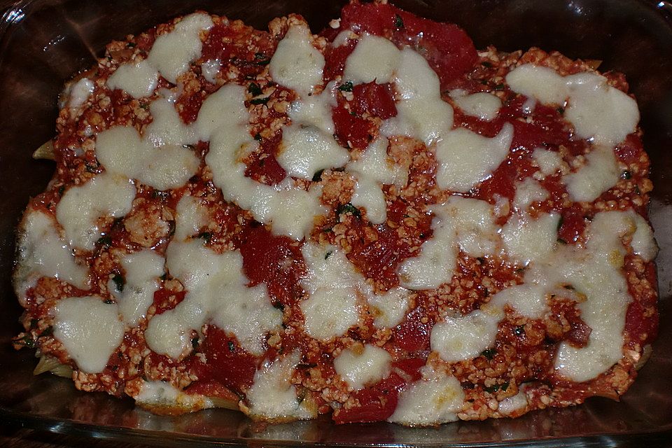 Nudel-Putenhack-Auflauf mit Tomaten und Mozzarella