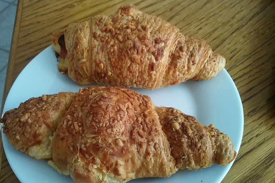 Käse-Schinken-Croissants