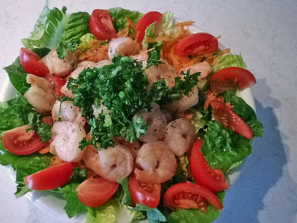 Gebratene Garnelen auf Salatbett von esug| Chefkoch