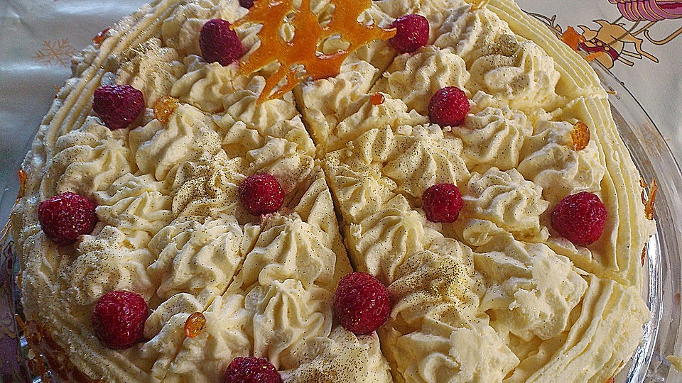 Goldene Vanillecremetorte mit Himbeeren von DobbyDerHauself| Chefkoch