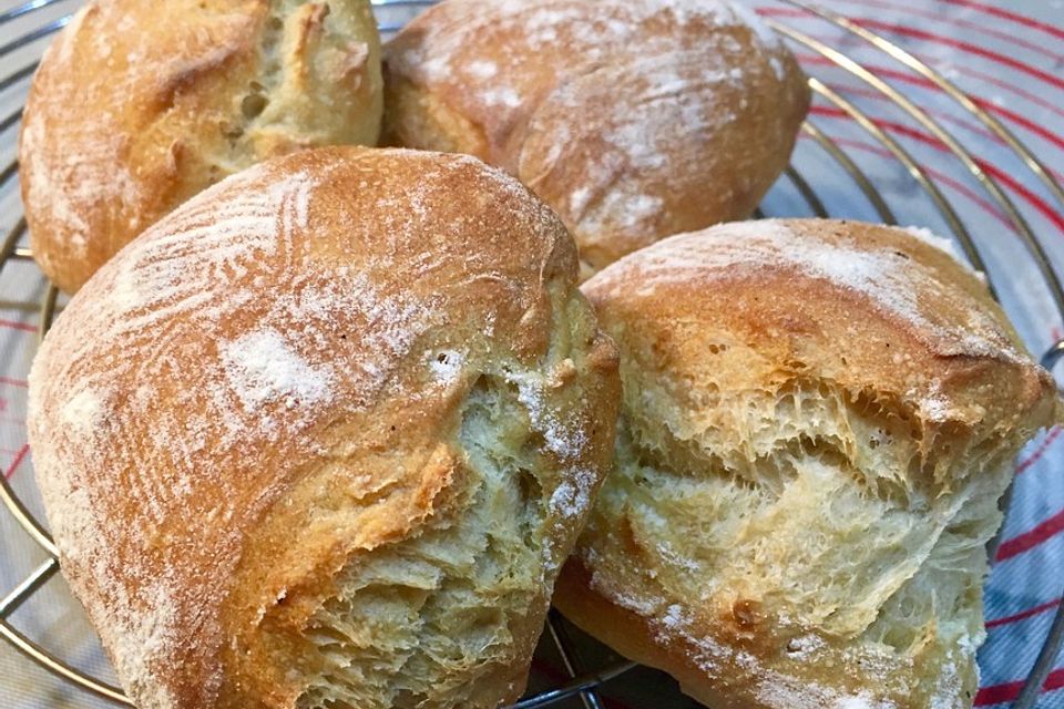 Schnelle Brötchen nebenbei am Morgen