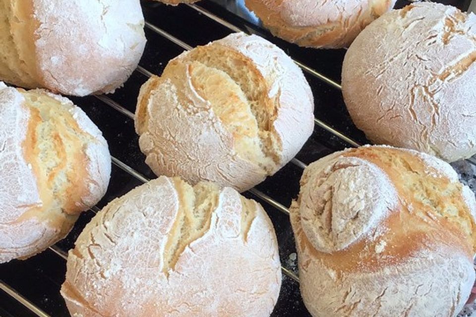 Schnelle Brötchen nebenbei am Morgen