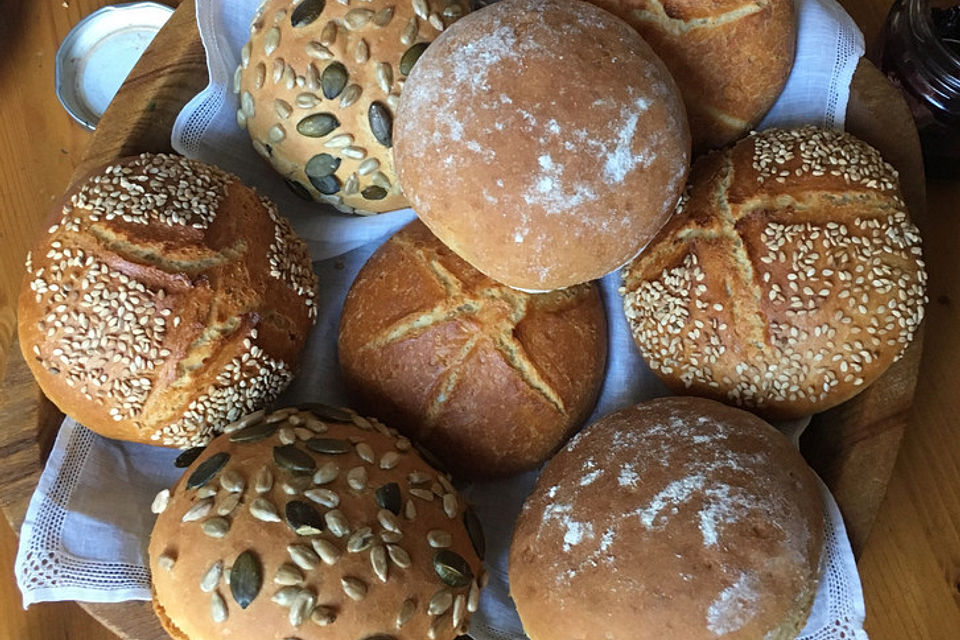 Schnelle Brötchen nebenbei am Morgen