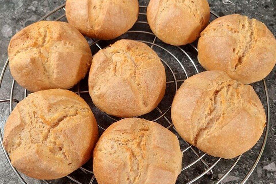 Schnelle Brötchen nebenbei am Morgen