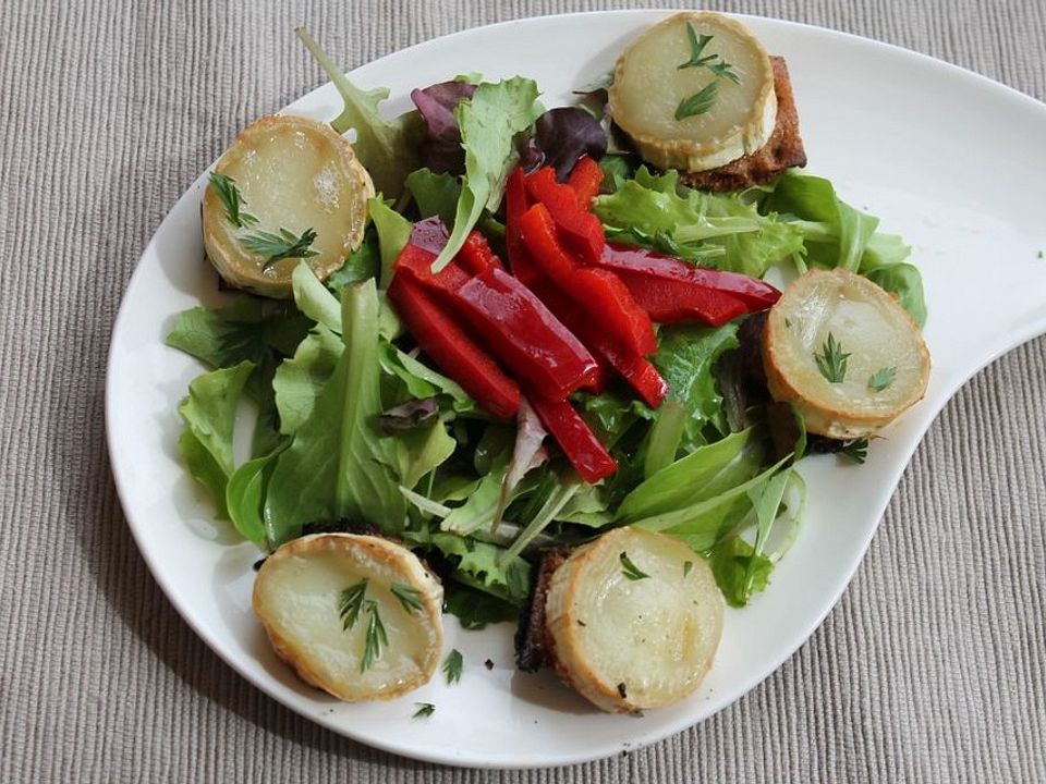 Paprika-Salat mit Ziegenkäse von Atthena| Chefkoch