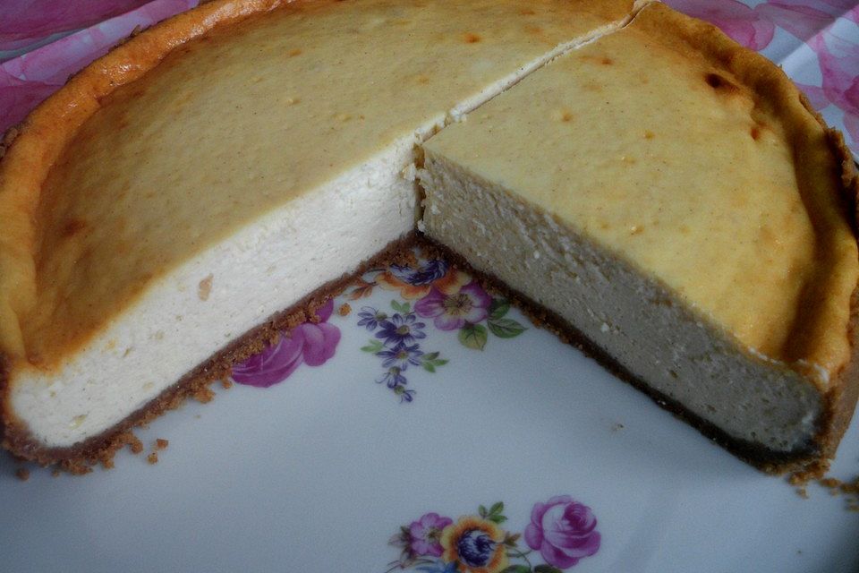 Käsekuchen mit Eierlikör und Spekulatiusboden