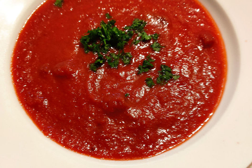 Rote Bete-Suppe mit Balsamico