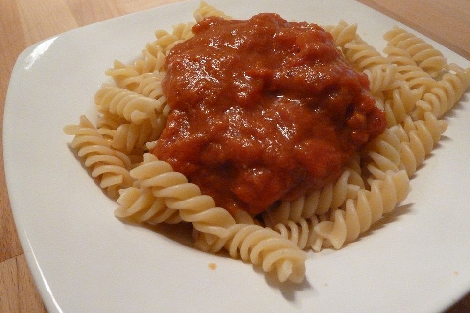 Spaghetti mit Tomaten-Chutney