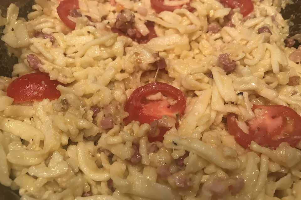 Käse-Spätzle-Pfanne