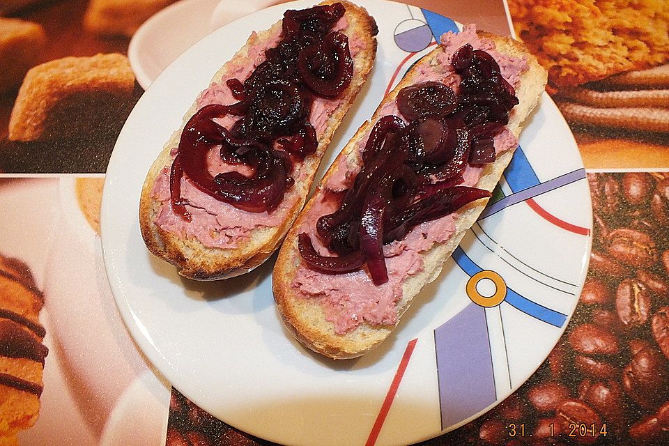 Leberwurst-Zwiebel Crostini