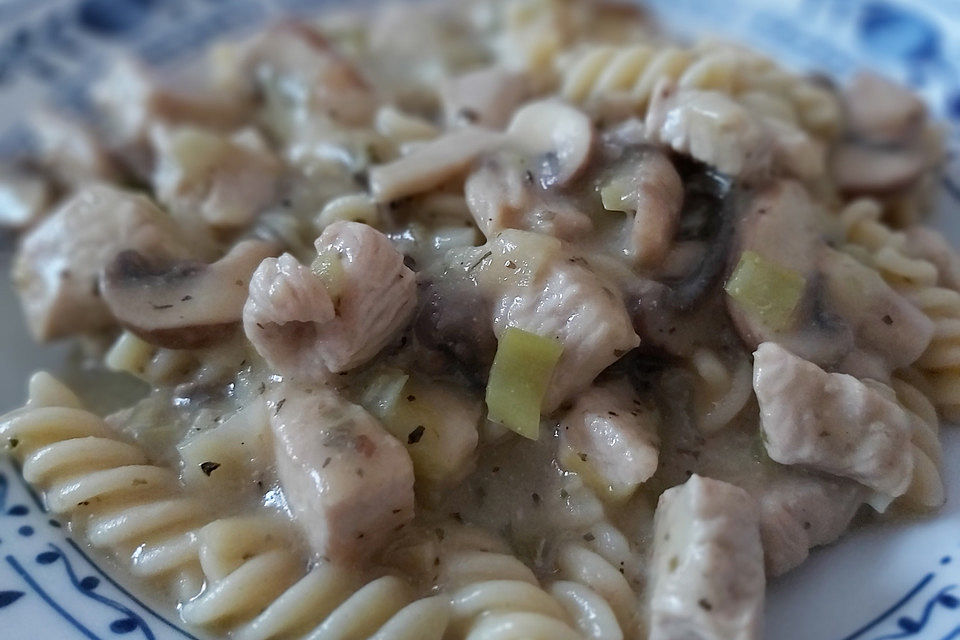 Champignon-Lauch-Pfanne mit Pute