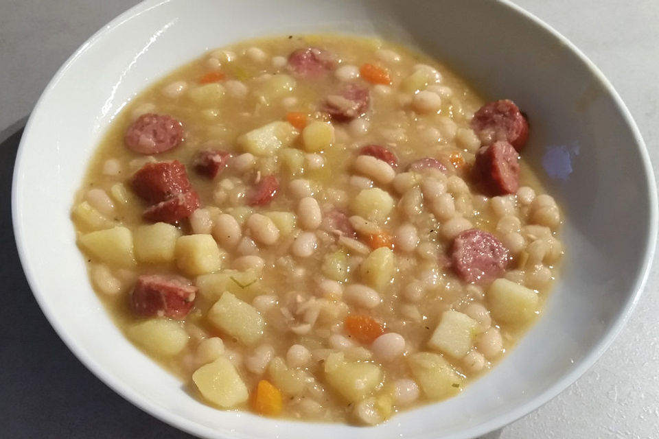 Weiße Bohnensuppe