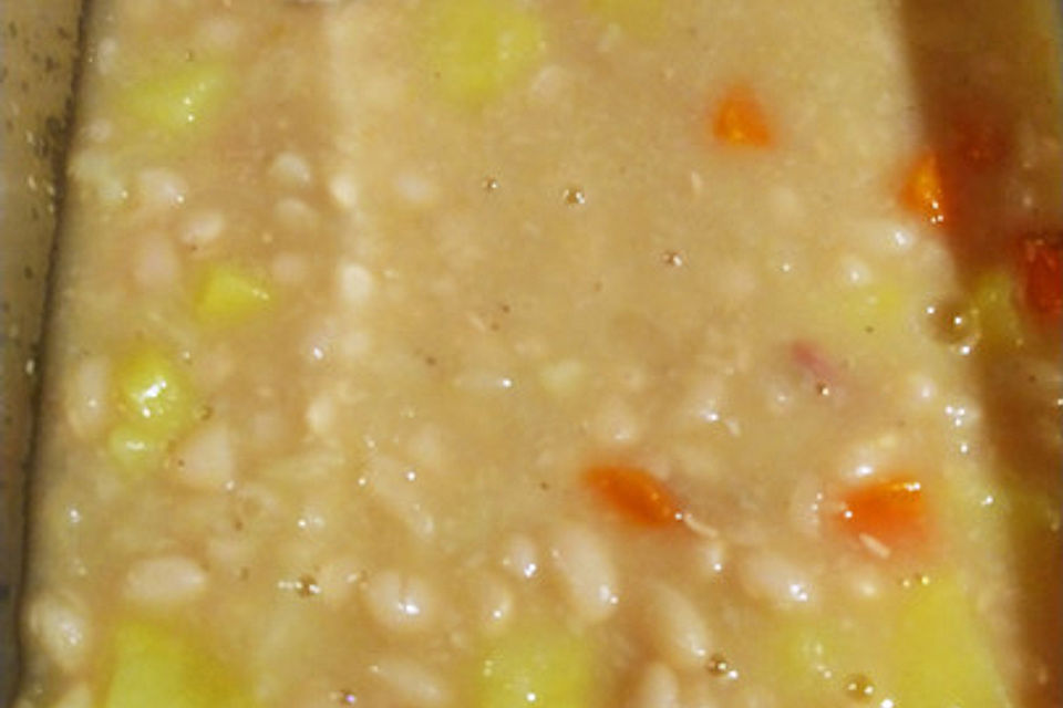 Weiße Bohnensuppe