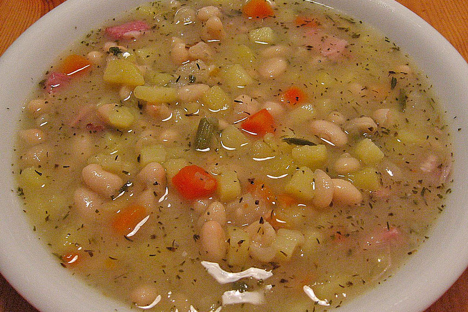 Weiße Bohnensuppe