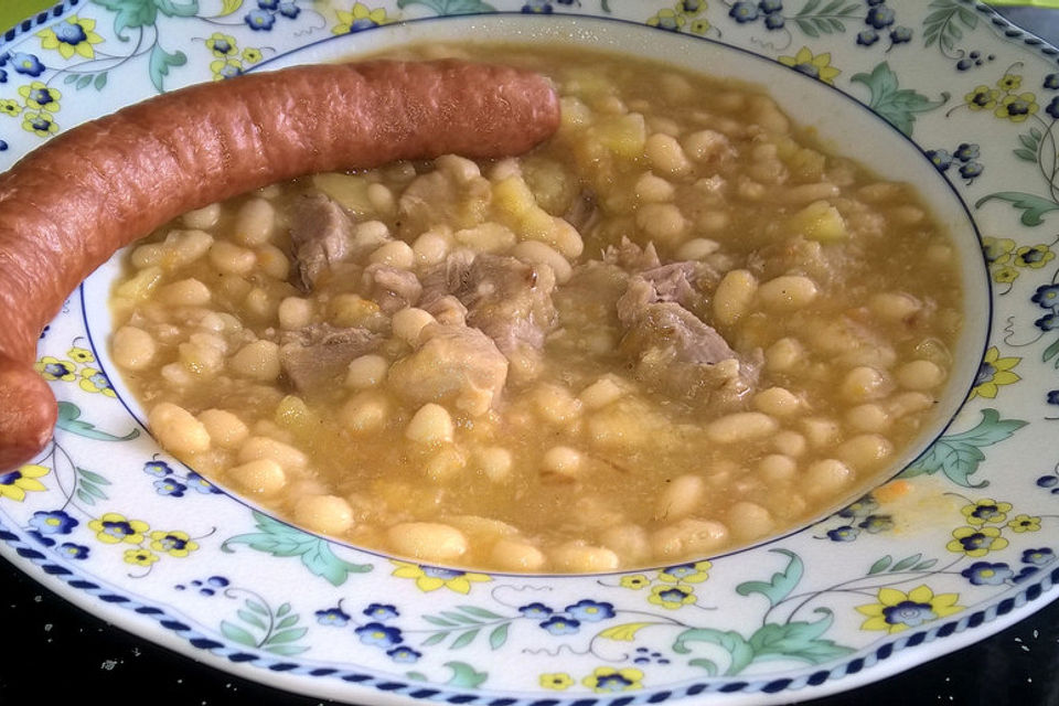 Weiße Bohnensuppe