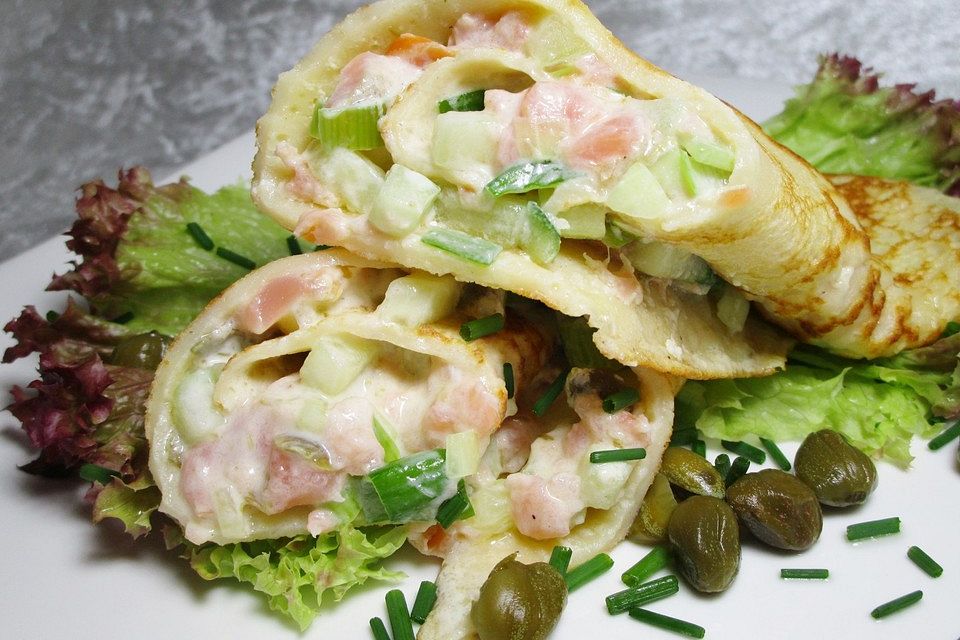 Crêpesrolle mit Räucherlachs