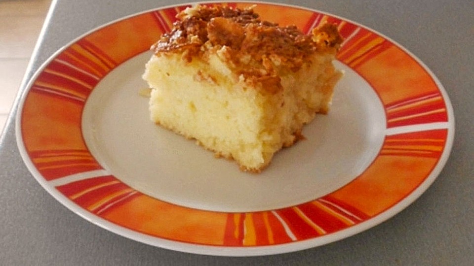 Bienenstich Mandelkuchen Vom Blech Von Honeybee Opatija Chefkoch