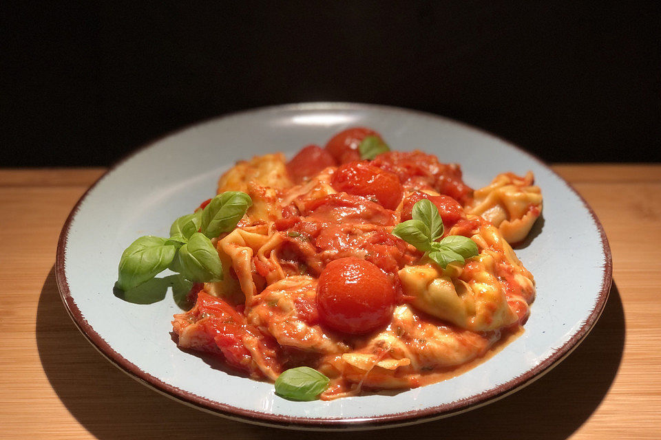 Tortellini - Mozzarella Auflauf