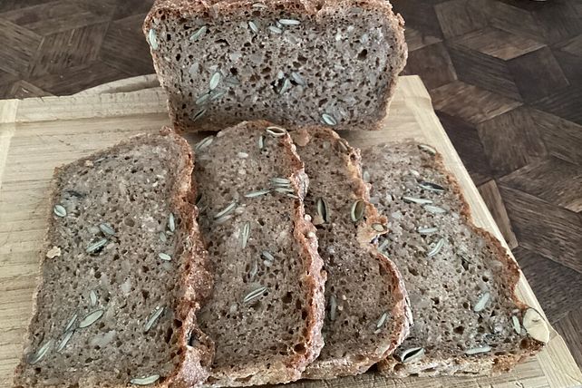 Roggen-Dinkel-Vollkornbrot mit Hirse von Steffi_kocht_17 | Chefkoch