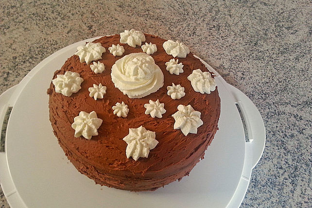 Schokoladensahne Torte von ladymadonna1982| Chefkoch